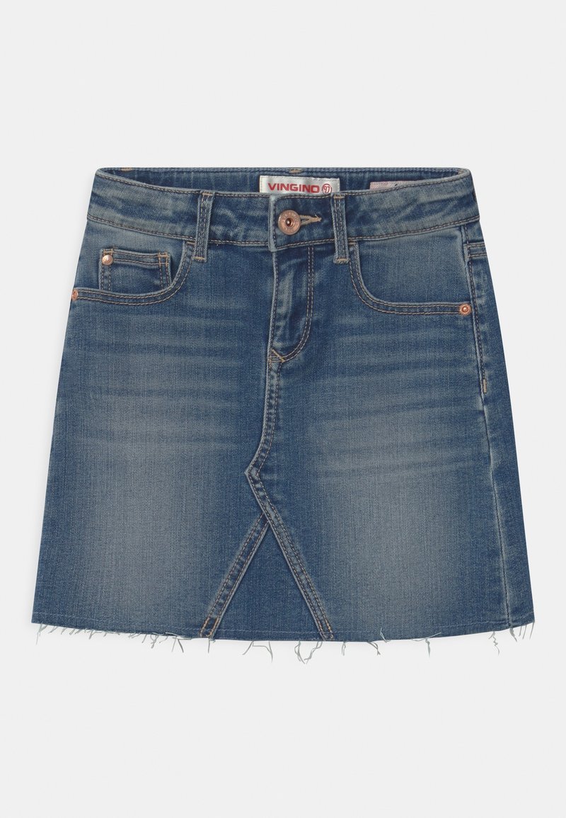 Džínová sukně ve tmavě modré barvě s třepeným lemem, designem s pěti kapsami a zapínáním na knoflík. Obsahuje unikátní šikmý šev v přední části.