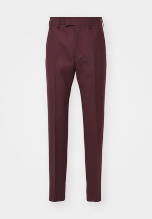 Bordeaux geklede broek met een rechte pasvorm, gladde textuur en persplooien. Voorzien van een riemlus en voorzakken.
