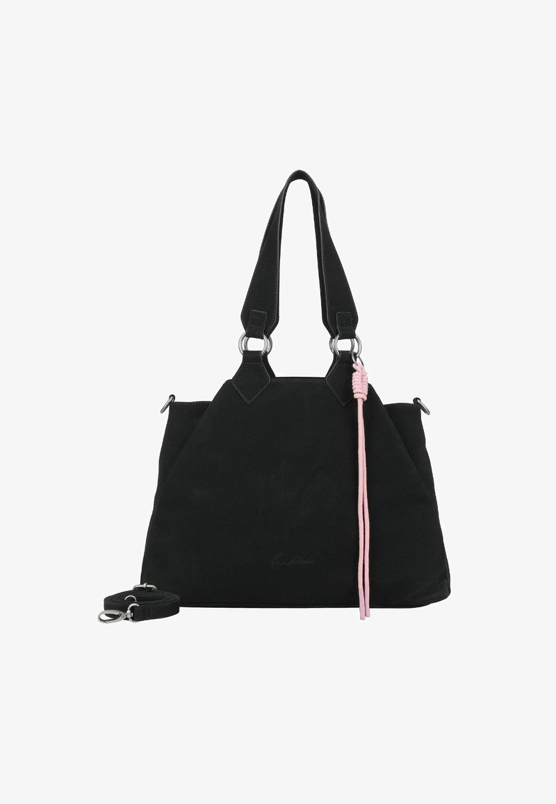 Sac fourre-tout en suede noir avec des poignées doubles, des accents argentés et un pompon rose. Dispose d'une bandoulière amovible pour des options de port polyvalentes.