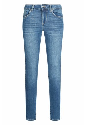 Jeans skinny in denim blu con una texture liscia. Presenta cinque tasche e una chiusura con bottone. Stile classico con minimo sbiadimento.