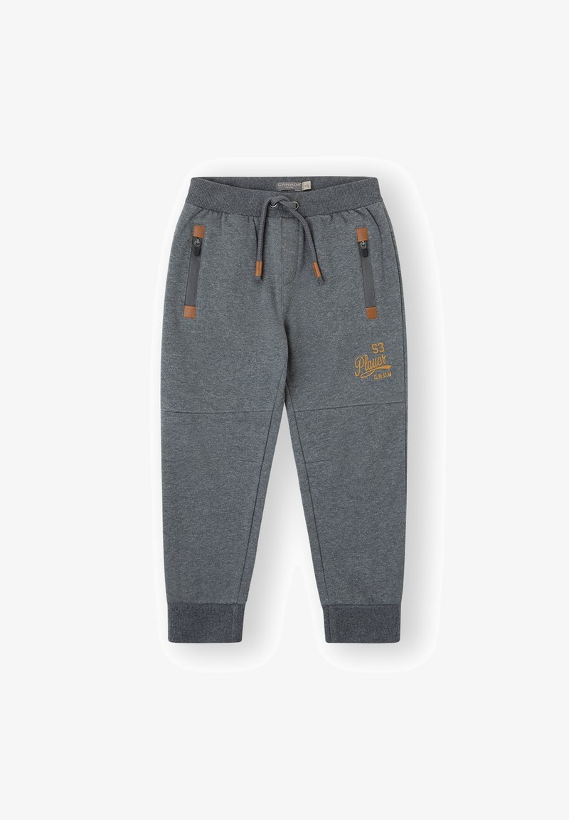 Sudadera gris hecha de una mezcla de algodón con una cintura ajustable con cordón, dos bolsillos con cremallera y un detalle del logotipo en color beige en la parte delantera.