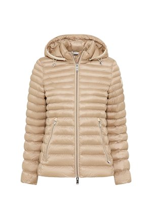 Beige Daunenjacke mit Kapuze, gesteppter Verarbeitung, Reißverschluss vorne und Seitentaschen. Sie verfügt über eine glatte, glänzende Textur und Kordelzugverstellungen.