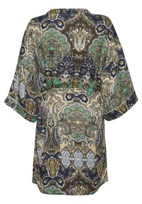 Kimono-liknande plagg med ett flerfärgat paisleymönster i grönt, marinblått och beige. Vid Ärmar och en avspänd passform.