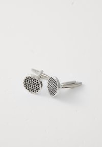 Thumbnail Image 4