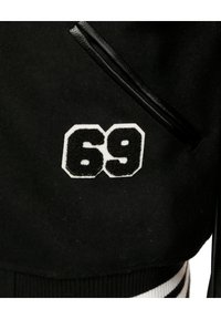 TOP GUN MIT ÄRMEL - Bomberjacke - black