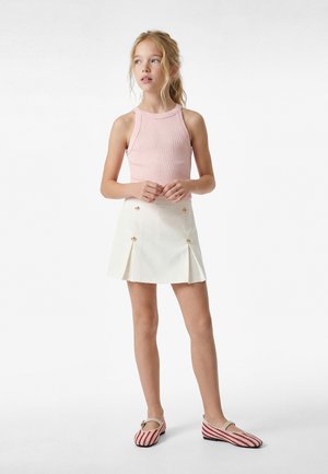 Koton, PLEATED - Shorts - beige