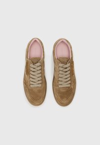 Kennel + Schmenger POP - Sneakers laag - cognac