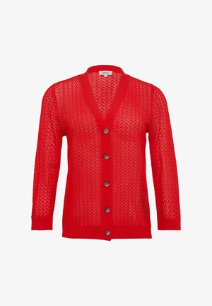 Rote Strickjacke mit V-Ausschnitt, ausgestattet mit einem Zickzackmuster, langen Ärmeln und fünf braunen Knöpfen vorne.