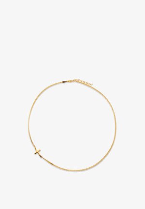 Gullkjede med et lite horisontalt korsanheng og en hummerlås med et justerbart kjede.