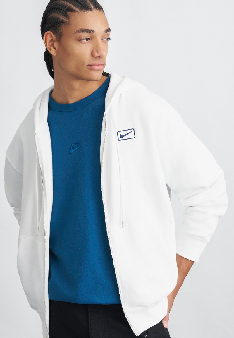 Nike Sportswear HOODIE - Mikina na zip - summit white
