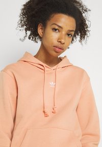 adidas Originals HOODIE - Džemperis su gobtuvu - ambient blush