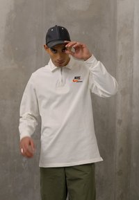 Nike Sportswear TREND RUGBY - Sweatshirt - sail