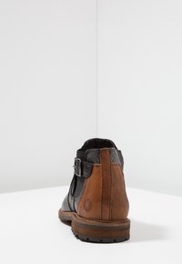 Bullboxer Botines - black