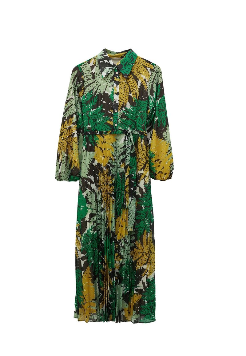 Vestido de manga larga con cuello, con un estampado de hojas en tonos verde, amarillo y marrón. Botones en la parte delantera y cinturilla ajustable con lazo, confeccionado en tela ligera.