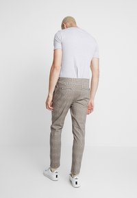 Jack & Jones Pantalon classique - brown