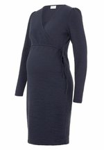 MAMALICIOUS MLNEWLINA O NECK - Abito in maglia - navy blazer/blu scuro