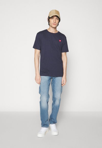 FRAME LHOMME - Kavbojke slim fit - sun valley