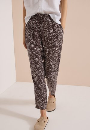 Cecil, MID WAIST SLIM LEG HOSE IM LOOSE FIT - Pantalon classique - brown cacao