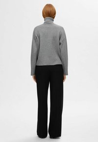 Selected Femme SLFKAMMA ROLL NECK - Trui - medium grey melange