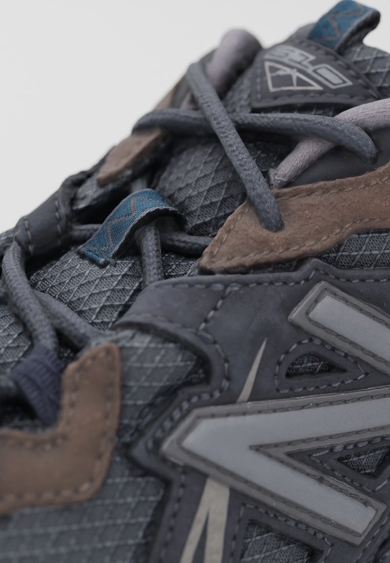 New Balance 610 UNISEX - Sneaker low - phantom/dunkelblau - Zalando.de 