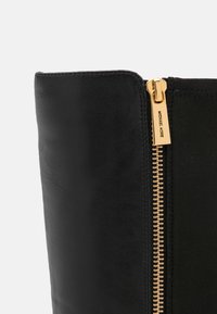 MICHAEL Michael Kors FARRAH BOOT - Saapad - black