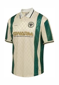 Fotballtrøye med krem- og mørkegrønne striper, hvit krage, "SWARM INTERNATIONALS" logo og en rund lagmerke på brystet.