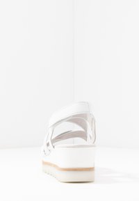 Gabor Platform sandals - weiß