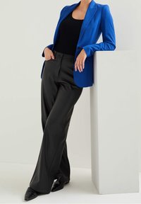 WE Fashion Blejzr - metallic blue