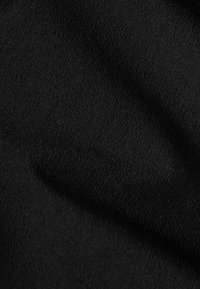 Thumbnail Image 9