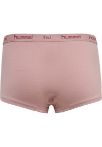 Rosa bomullskalsonger för män med ett märkesband. Har en sömlös design och en mjuk, slät textur.