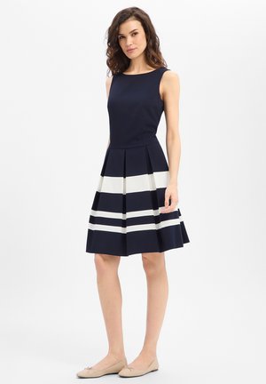 Marie Lund MARIE LUND KLEID - Freizeitkleid - marine ecru