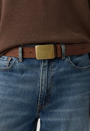 Levi's®, RYDER PLAQUE BUCKLE BELT CHOCOLATE MARTI - Cinturón - chocolate martini - browns