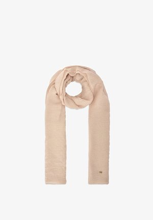 Jasnobeżowy prążkowany szalik z pętlą zawiązaną na środku oraz małym złotym emblematem blisko dolnej krawędzi.