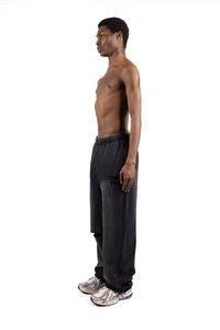 FAVELA KNEE SLIT JOGGER - Tréningruha alsók - black