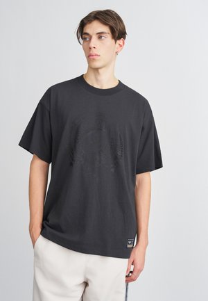 GRAPHIC TEE - Tričko s potlačou - black