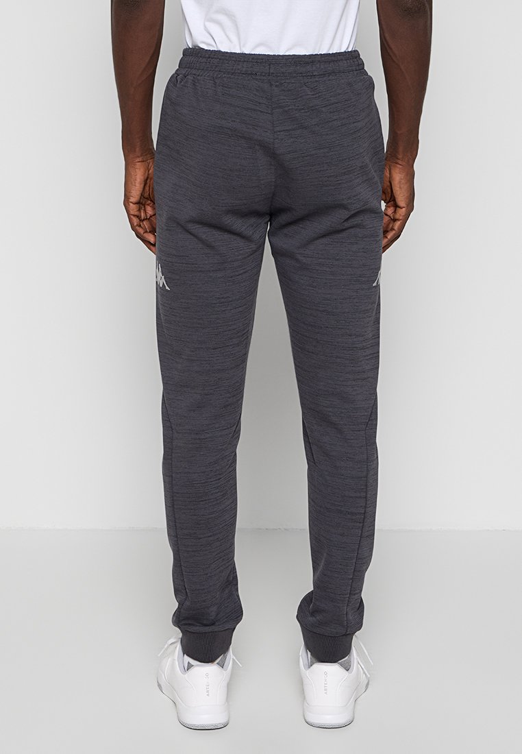 SLIM FIT