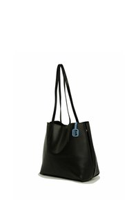 Melnas ādas somiņa ar divām garām siksnām, atvērtu augšu un zilu birku pie sāna. Gluda tekstūra un vienkāršs dizains.