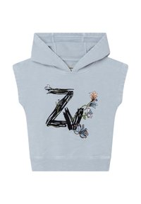 Helles blaues ärmelloses Hoodie mit einem großen gestickten "Z", das mit floralen Designs verflochten ist. Weicher Stoff, lockere Passform und Kapuzen-Design.