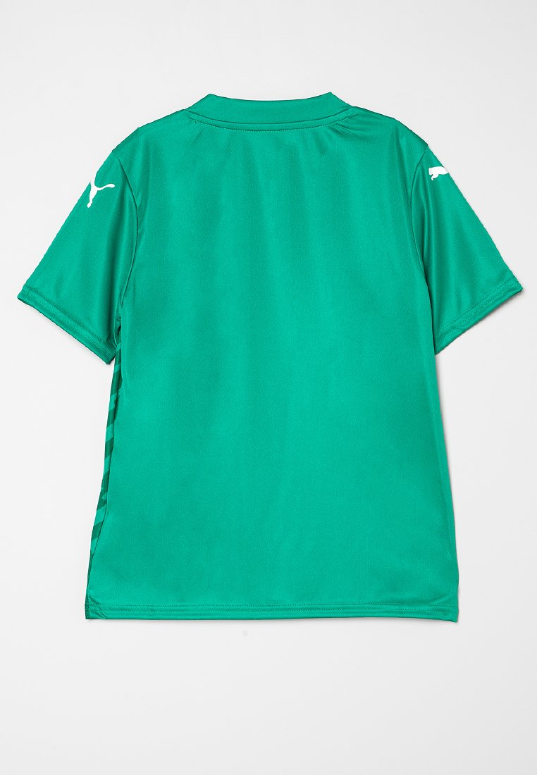 Maillot de sport vert avec une texture lisse, des manches courtes et un col. Présente des accents de logo blanc sur les épaules et un motif de bandes sur les côtés.