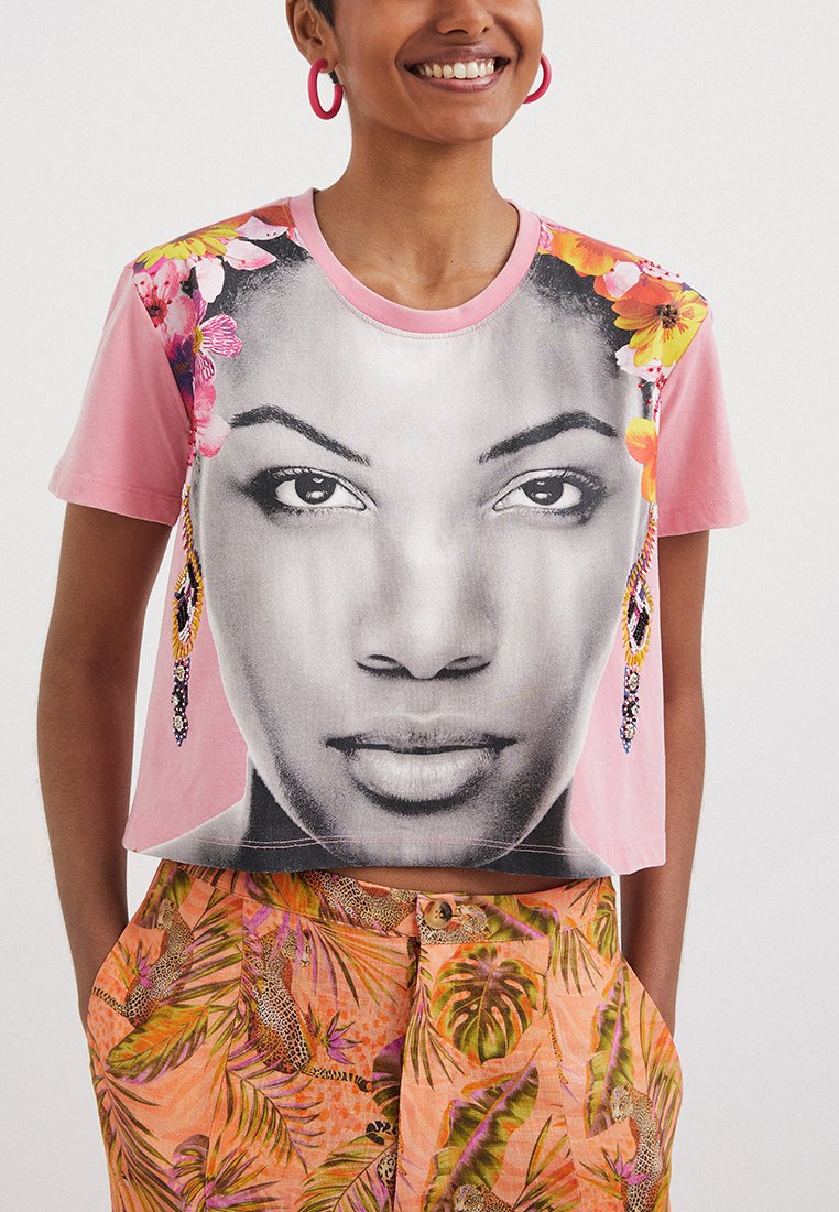 Desigual T-shirt print roze