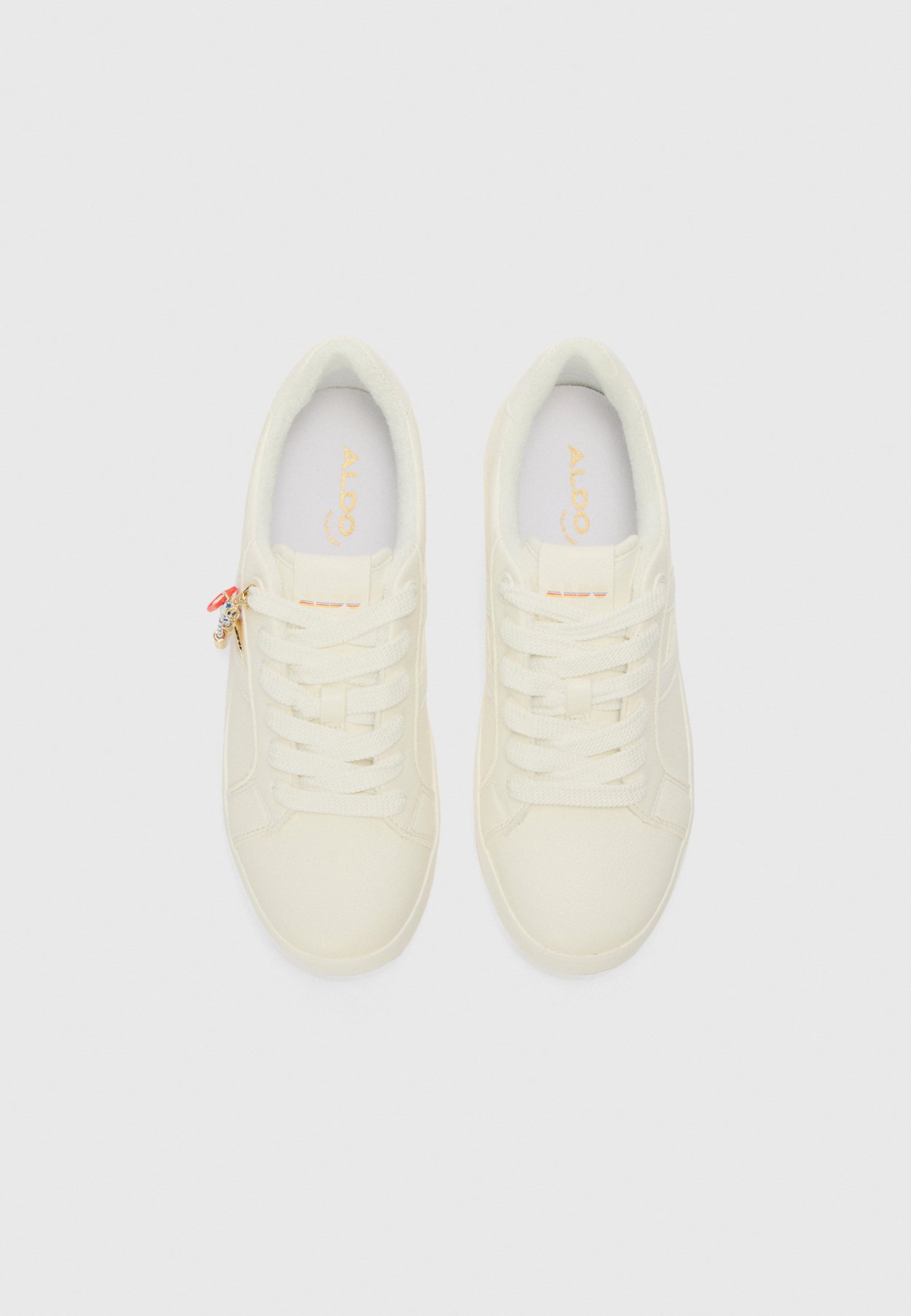 Sneaker low