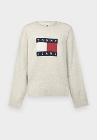 Unselected, ancient white melange