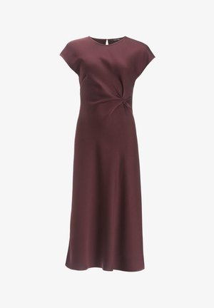 Äitiysmekko syvässä burgundin värissä, valmistettu sileästä kankaasta. Ominaisuuksiin kuuluvat lyhyet hihat, kiertynyt vyötärökohta ja polven mittainen hame.