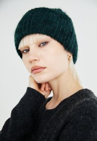 ANNALISA BEANIE KEY - Căciulă - pine grove