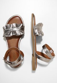 Inuovo Sandaler - brown