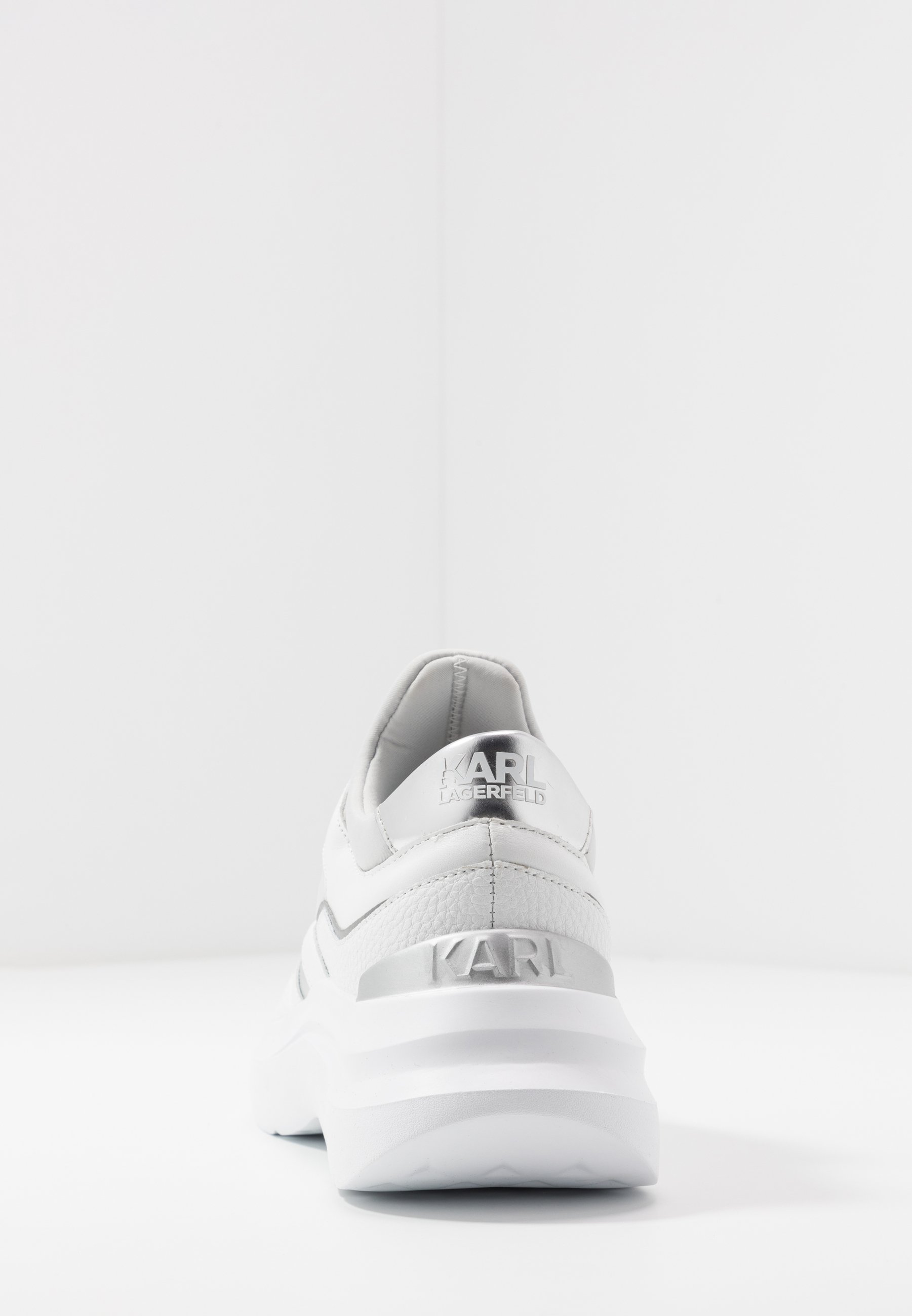 KARL LAGERFELD SKYLINE DELTA LACE MIX Joggesko white KARL LAGERFELD SKYLINE DELTA LACE MIX Joggesko white