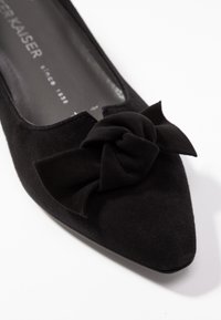 Peter Kaiser Avokkaat - black