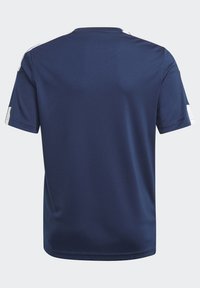 Mørkeblå sports T-shirt med korte ærmer, med hvide detaljer på skuldrene og rund hals. Lavet af glat, åndbart stof.