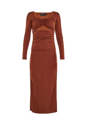 Długa, rdzawa sukienka z długim rękawem o dopasowanej sylwetce, z marszczonym dekoltem i kwadratowym wycięciem. Wykonana z gładkiego, elastycznego materiału.