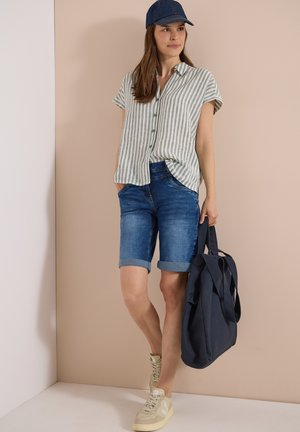 Cecil, SLIM LEG JEANSSHORTS IM CASUAL FIT - Jeansshort - mid blue used wash